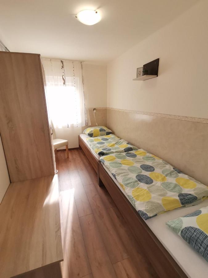 Gyöngyvirág Apartmanház Hajdúszoboszló Exterior foto